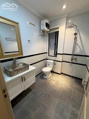 NHANH Ạ, CHỈ HƠN 7 TỶ, NHÀ ĐẸP PHỐ ĐÀM QUANG TRUNG 40M, 5T, MT5M, Ô TÔ ĐỖ, Ô CHỜ THANG.