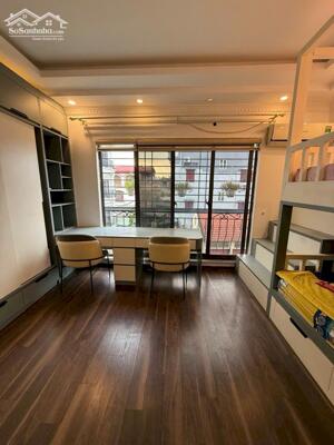 NHANH Ạ, CHỈ HƠN 7 TỶ, NHÀ ĐẸP LÕI LONG BIÊN 40M, 5T, MT5M, Ô TÔ ĐỖ, Ô CHỜ THANG.