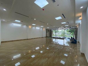cho thuê np tại bà triệu, 270 triệu, 135 m2x9 tầng mặt tiền 5m kinh doanh mọi mô hình lh 