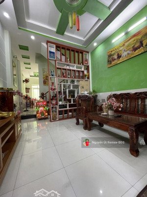nhà 3 tầng hẻm ô tô thông, 68m², 4 pn, 3 wc, giá chỉ 5 tỷ