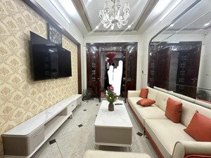 chủ rất cần bán! bạch mai, 20m ra phố ngõ thông rộng , 2 thoáng, kinh doanh, ở ngay 38m * 5t