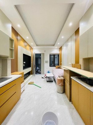 siêu h,iếm có 102- nhà đẹp hiện đại-vị trí vàng-gần ô tô-ngõ thông-full nội thất-kd hometay-dòng ti