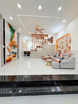 thanh lý nhà 1.2tỷ tại đường nguyễn thị minh khai cách kdc thuận giao, thuận an, bình dương 500m