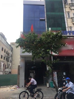 nhà mặt tiền cộng hòa, 4x36x4 tầng, không quy hoạch không lộ giới chỉ 2x nhỏ