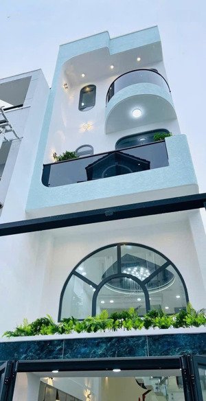 cô tư bán nhà đang cho thuê 26tr, đ.trần bình trọng- q5. giá 4tỷ250/ 82,68, gần ngã sáu cộng hoà.