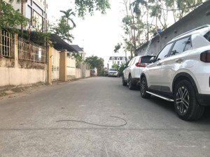 220m2 tại cc lương quán, nam sơn đường thông 9m.