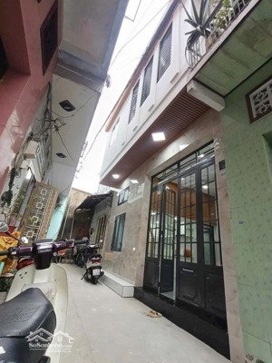 nhà hẻm 3m đuờng lý chiêu hoàng . p10 . q6