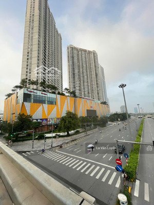 bán nhà 5 tầng đẹp, đủ nội thất, ở ngay, sổ vuông chính chủ, gần trung hòa, cầu giấy, 13 tỷ.