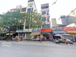 view vườn hoa -- trục chính kinh doanh -- dv hàng bè -- nhà đẹp -- giá đầu tư