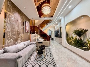 bình thạnh - bán nhà đẹp - phan văn trị 52m2 - ngang 4,2 m - full nội thất giá 6,886 tỷ