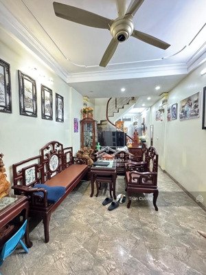 bán nhà hoàng liệt, hoàng mai, phân lô, ô tô đỗ cổng, 40m2, 9.6 tỷ(mtg)