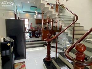 NHÀ 1 TRỆT 1 LẦU ĐẸP CHẤT LƯỢNG KHU VƯỢT LŨ PHƯỜNG 8, TP VĨNH LONG