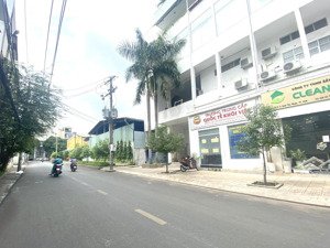 cho thuê 500m2 văn phòng phú nhuận...ngay phạm văn đồng_công viên gia định...500m2--80 triệu