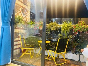 duy nhất căn góc 2pn2wc-68m2 có ban công cho thuê ở cc kikyo full nội thất giá 11tr/th. 