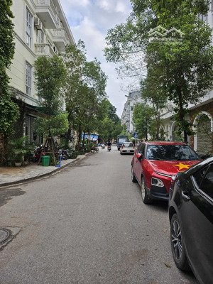 bán liền kề vip kđt bộ tư lệnh thủ đô - yên nghĩa - hà đông