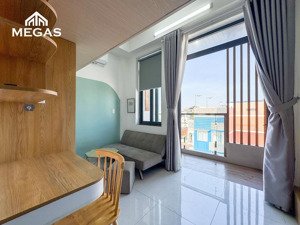 duplex ban công full nt, 30m2 gần emart, vincom - đh iuh, đh vlu.. đầy đủ tiện ích, giá tốt