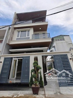 cần bán nhà trần phú góc 2 mặt tiền (7.5 x15.5) nhà mới 100% 1 trệt 2 lầu sổ hồng nội thất cao cấp