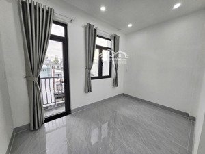 bán nhà lê văn quới bình tân 3 tầng 64m2 có 4pn hẽm ô tô vào ở ngay