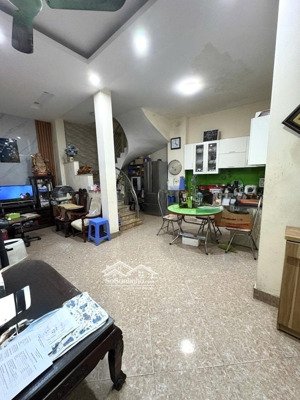 nhà dân xây kiên cố - vào ở luôn kinh doanh dòng tiền - giá đầu tư 60m2 - 9,6 tỷ