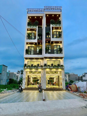 cặp đôi siêu phẩm full nội thất mặt tiền đường 40m, 5 tầng, 95m2 cho mỗi căn