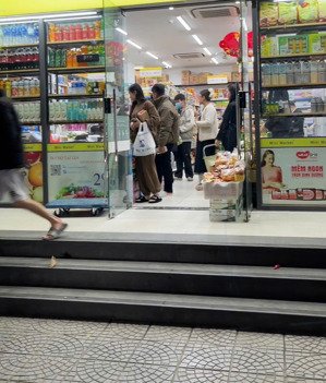 cho thuê căn shop chân đế đẹp nhất vinhomes smart city