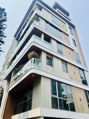 đầu tư 1 lần - thu đều 2 tỷ/năm! toà chdv vip lô góc 2 mặt ngõ ô tô tránh, full khách quanh năm