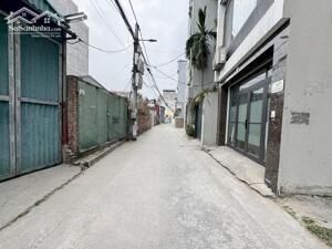 Bán Gấp 94m2 Đất Thạch Bàn, Long Biên - Ngõ Rộng Ô Tô 7 Chỗ, Nở Hậu 6,5m, Gần Aeon/Cổ Linh