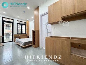 căn hộ bancol thang máy máy giặt riêng mới 100%