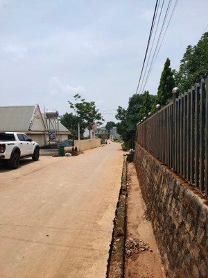 chỉ 11 tỷ sở hữu 3345m2 đất trung tâm xã liên hiệp đức trọng lâm đồng