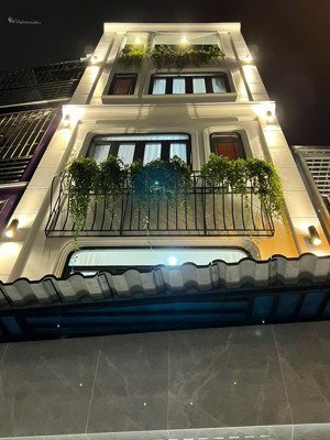 bán nhà đẹp ở ngay hxh trần bá giao p5 , gò vấp , dt: 4x12m , 3 lầu , giá 7.8 tỷ tl