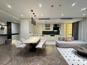 bán căn hộ 3 ngủ đẹp nhất golden park 96m giá 11 tỷ