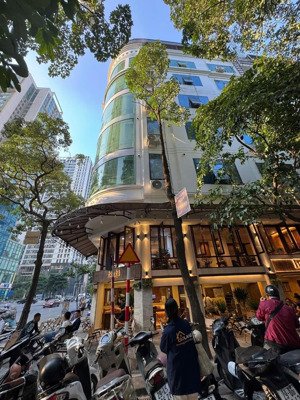 cho thuê 1pn, 1pk ,1wc, 40m2, giá cực chất 8,8 triệu tại nguyễn tuân, nhân chính, thanh xuân.