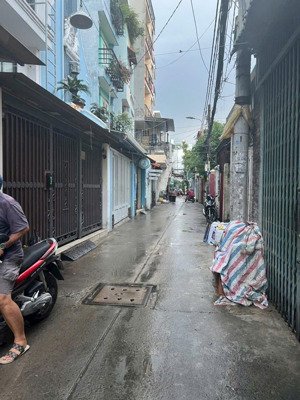 nhà hẻm ba gác trần văn đang q3- 5 tầng- ngang 6m- bank cho vay 9 tỷ chốt chỉ hơn 9 tỷ