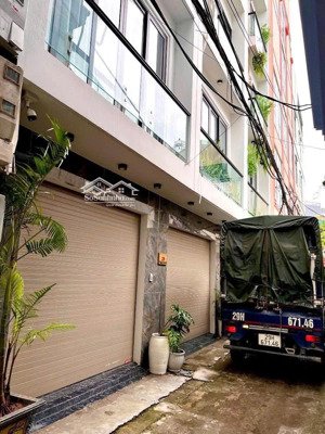 nhà đẹp thạch bàn ô tô tải đỗ cửa full nội thất xịn nở hậu gần aeon