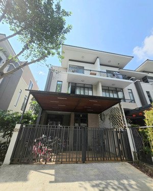 biệt thự phố vườn căn góc 2 mặt tiền full nội thất nhà bè