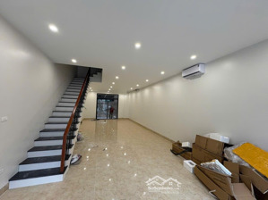 chính chủ cần cho thuê căn đường đại dương đđd-207 (mặt đường 30m)