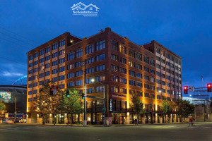 khách sạn siêu sang trọng mặt tiền thái văn lung ngay góc ngã tư bến nghé quận 1