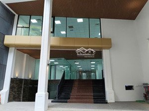 chính chủ cho thuê mbkd tại phố vũ thạnh