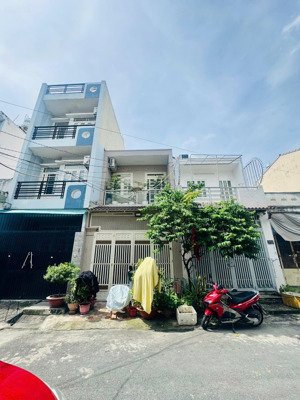 hẻm 8m vườn lài, phường tân thành, quận tân phú. (dt: 4x18m 1 lầu). giá: 8.9 tỷ