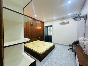 hẻm 8m xe hơi vào nhà-đẹp ở ngay-60m2-5 lầu-6pn-gần phạm văn chiêu gv-chỉ 8tỷ2 tl