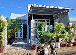 bán nhà 2 mặt tiền nhựa mới xây khu 50 căn tt cần thạnh - cần giờ - hcm