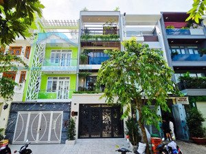 sự đẳng cấp cho nhà phố hiện đại có thang máy ngay công viên quận 7 - giá 18.9 tỷ, 5x18m