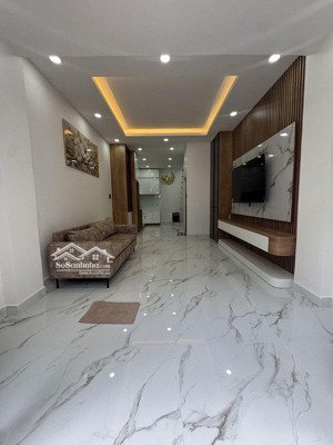 nhà đẹp đường chiến lược_36m2_hẻm xe hơi_ giá 4,5tỷ