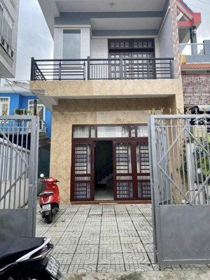 bán nhà trung tâm thủ đức cách metro 300m, chỉ 12.8 tỷ, ô tô tới nhà nở hậu 140m²!