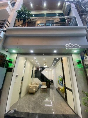 nhà phân lô hoàng văn thái-42m*5 tầng*4,5mmt- ôtô đỗ cửa-gần trường,chợ. giá 15,8 tỷ