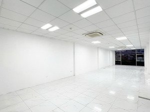 mới keeng! vp 100m2 ở mặt đường nguyễn ngọc nại, thanh xuân, hà nội, view kính thoáng, mặt tiền 6m