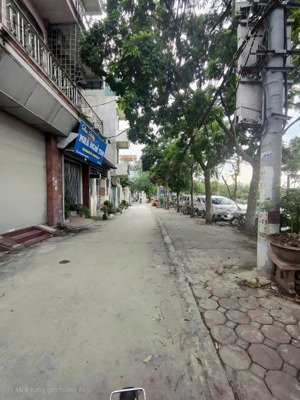 nhà mới 5 tầng - thang máy ô tô đỗ cổng thúy lĩnh - hoàng mai - hn