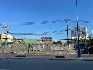 xây dựng 2 hầm 15 tầng - mặt tiền xa lộ hà nội ngay tuyến metro - 26x40m - giá 300 tỷ