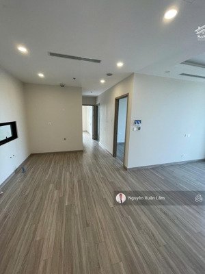 cần bán 90m2 nội thất cơ bản view nhìn sông hồng đẹp giá rẻ 6.5 tỷ bp sky foret ecopark