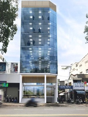 chính chủ cho thuê nhà mặt tiền đường bạch đằng quận bình thạnh